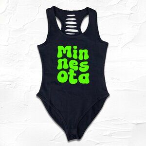 Womens Minnesota Bodysuit \ T-Shirt, Timberwolve MOM, Outfit Gift, Handmade